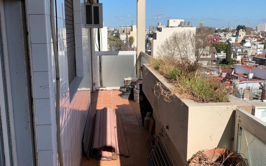 VENTA –  SEMIPISO 3 AMB C/DEPENDENCIA – MONTE CASTRO