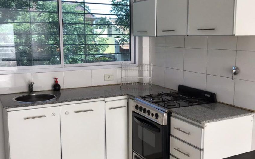 ALQUILER – PH 3 AMBIENTES, BALCON Y TZA – MATADEROS.