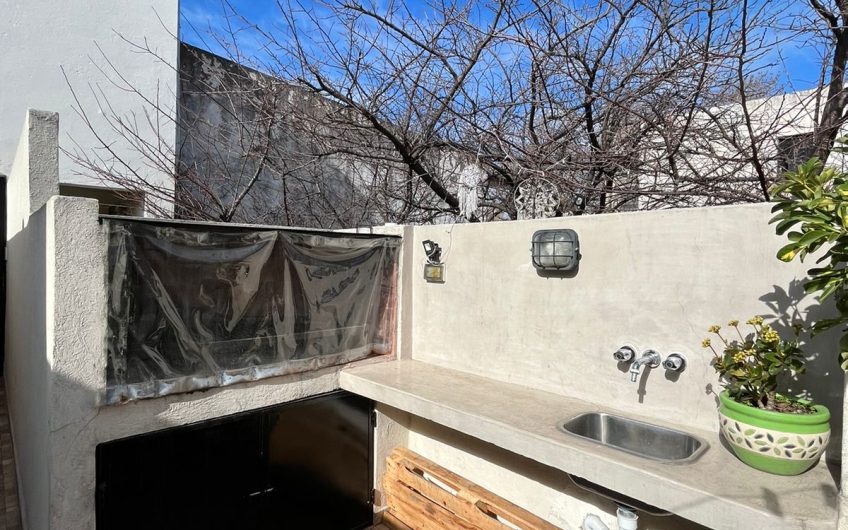 VENTA – PH 3 AMBIENTES, TZA. PARRILLA – MONTE CASTRO