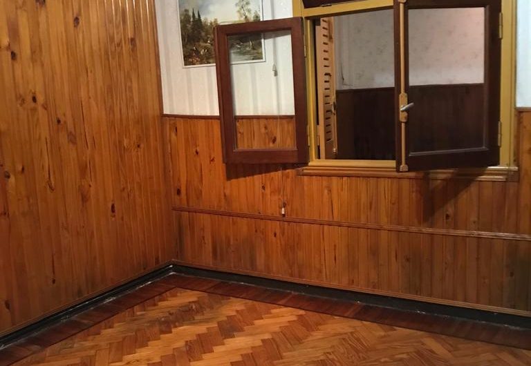 VENTA – CASA 5 AMBIENTES, LOTE 8,66 X 27,70 – MONTE CASTRO