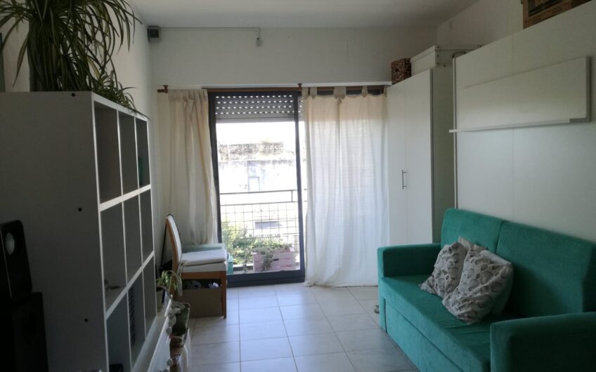 VENTA – MONOAMBIENTE CON BALCON – MONTE CASTRO