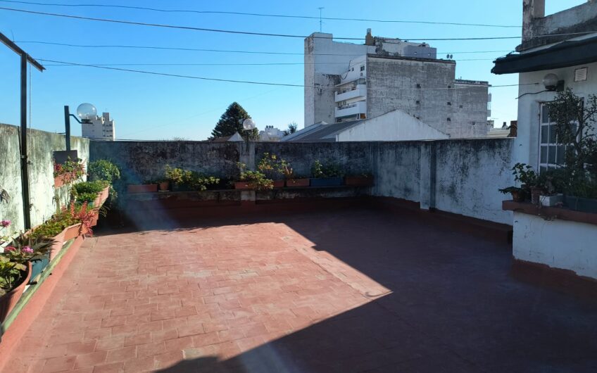 VENTA – PH 5 AMBIENTES CON BALCÓN Y TERRAZA – VILLA LURO