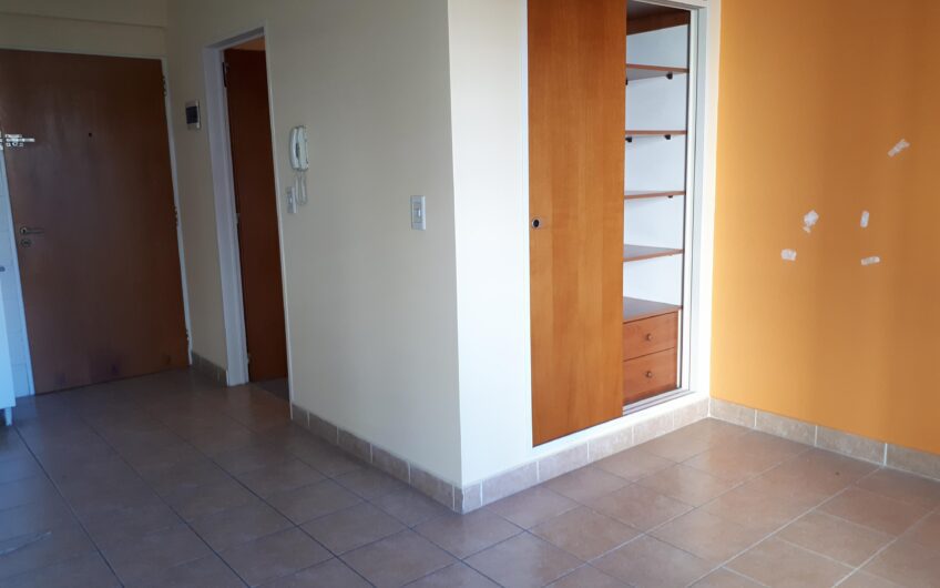 VENTA – DEPARTAMENTO MONOAMBIENTE CON BALCON – FLORESTA