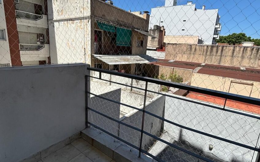 ALQUILER – DEPARTAMENTO MONOAMBIENTE C/BALCÓN – MONTE CASTRO