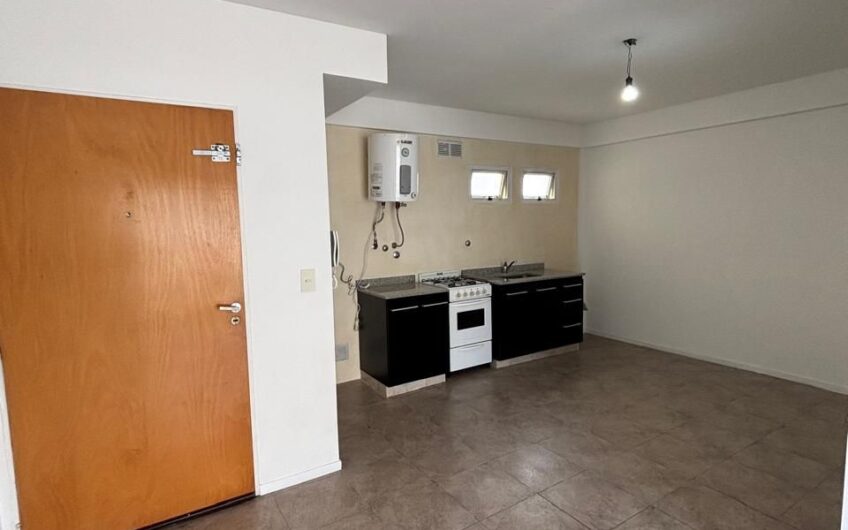 VENTA – DEPARTAMENTO 2 AMBIENTES CON COCHERA – VILLA LURO