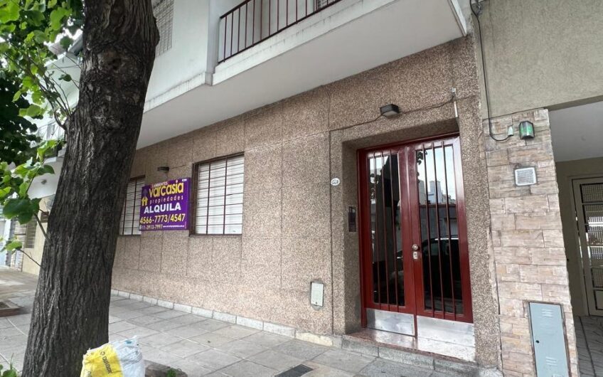 VENTA – DEPARTAMENTO 3 AMBIENTES – MONTE CASTRO