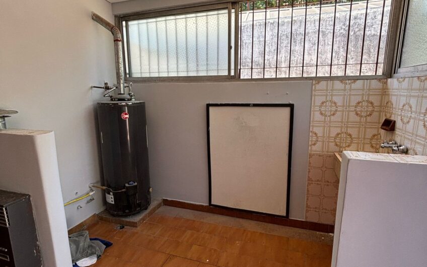 ALQUILER – CASA 5 AMBIENTES – VILLA URQUIZA