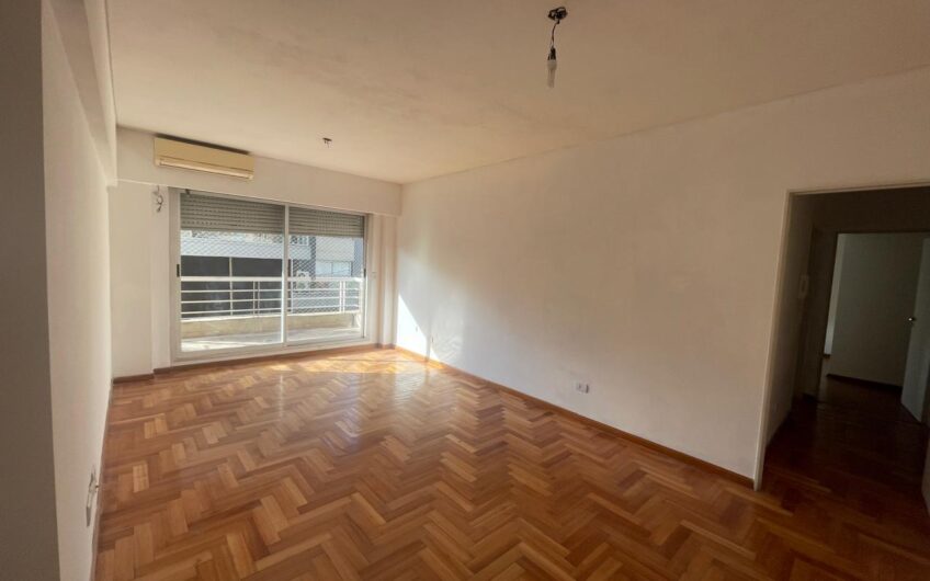 VENTA – DTO DE 3 AMBIENTES C PILETA, COCHERA Y BAULERA – CABALLITO