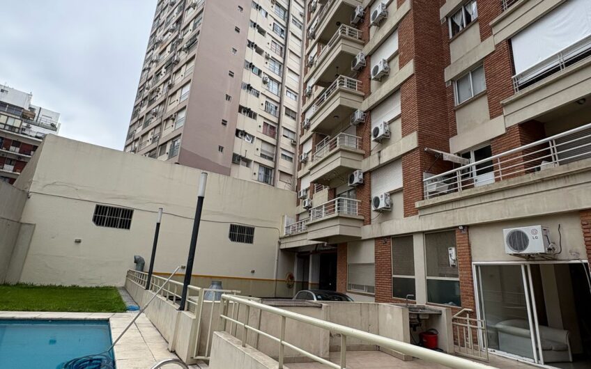 VENTA – DTO DE 3 AMBIENTES C PILETA, COCHERA Y BAULERA – CABALLITO
