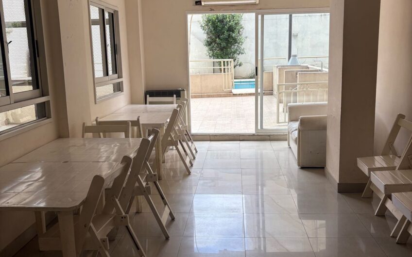 VENTA – DTO DE 3 AMBIENTES C PILETA, COCHERA Y BAULERA – CABALLITO