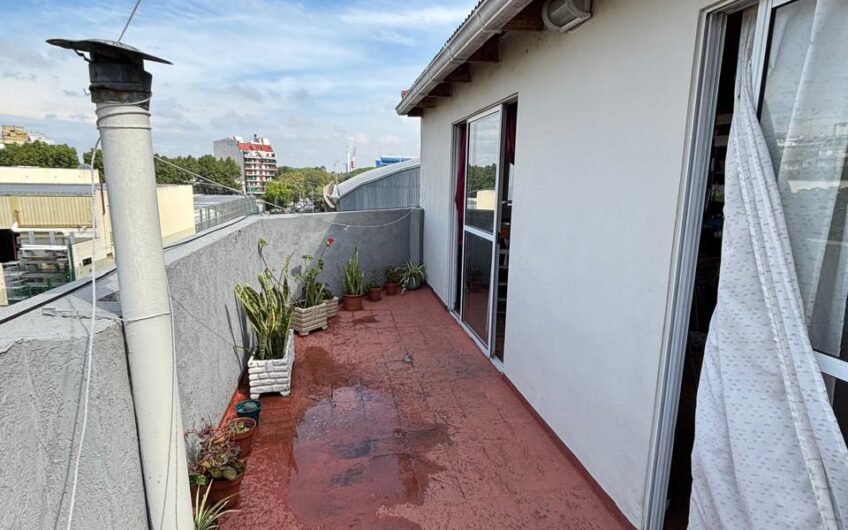 ALQUILER – PH 3 AMBIENTES – VERSALLES.