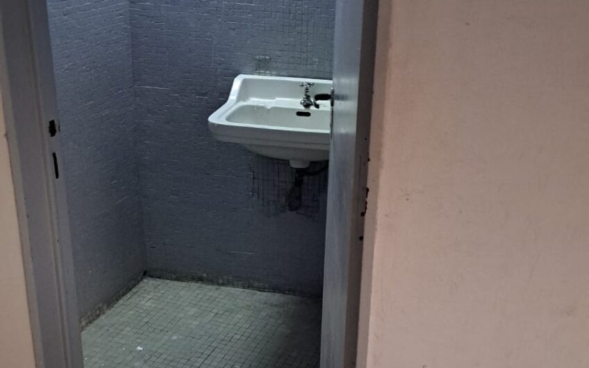 VENTA – COCHERA C/BAÑO Y ASCENSOR – SAN NICOLAS