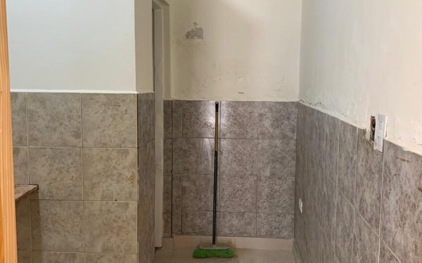 ALQUILER – LOCAL COMERCIAL – MONTE CASTRO.