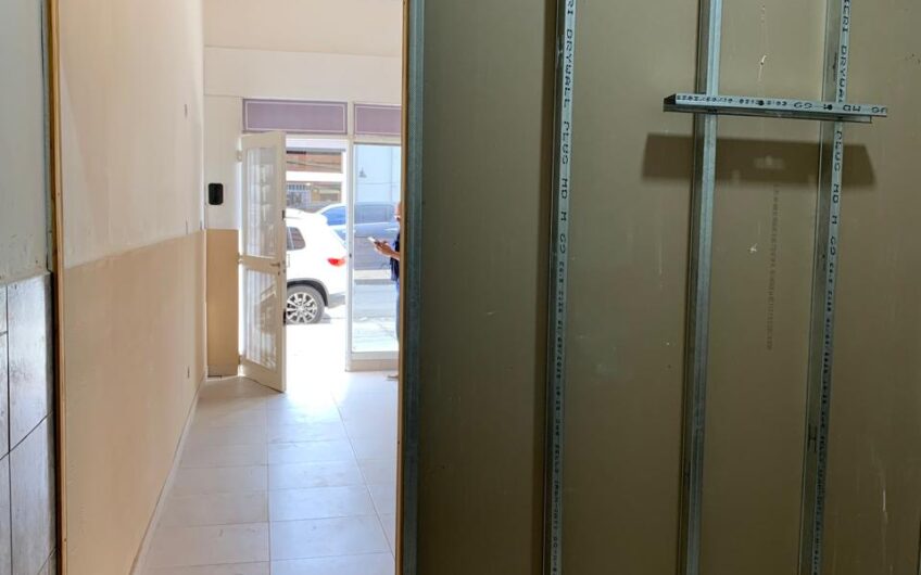 ALQUILER – LOCAL COMERCIAL – MONTE CASTRO.