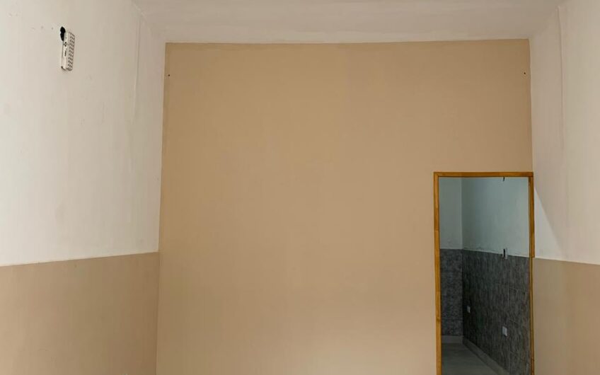 ALQUILER – LOCAL COMERCIAL – MONTE CASTRO.