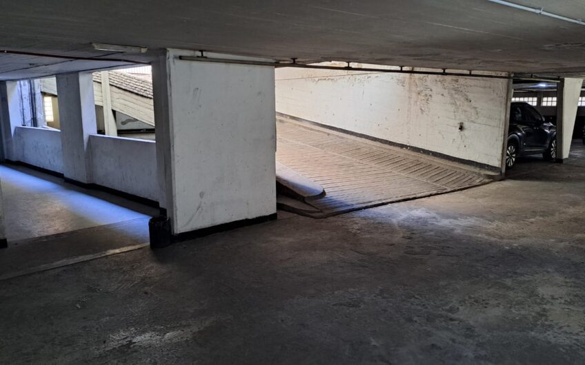 VENTA – COCHERA C/BAÑO Y ASCENSOR – SAN NICOLAS
