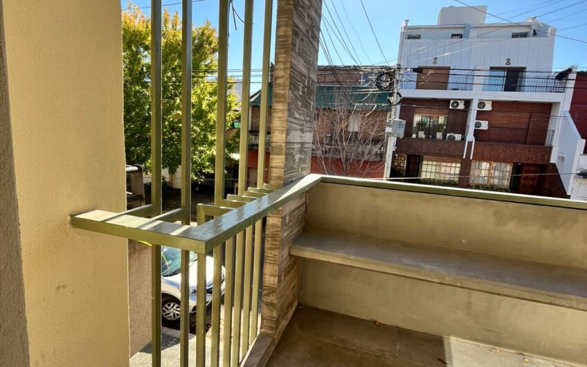 ALQUILER – DEPTO 3 AMBIENTES AL FRENTE CON BALCON – VILLA LURO