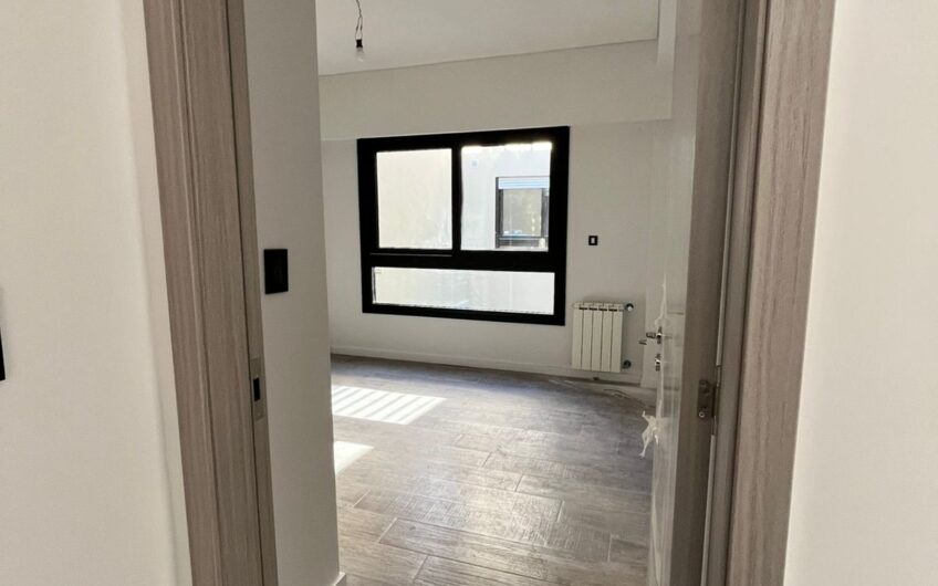 ALQUILER – DEPTO 3 AMBIENTES AL FRENTE CON BALCON – VILLA LURO