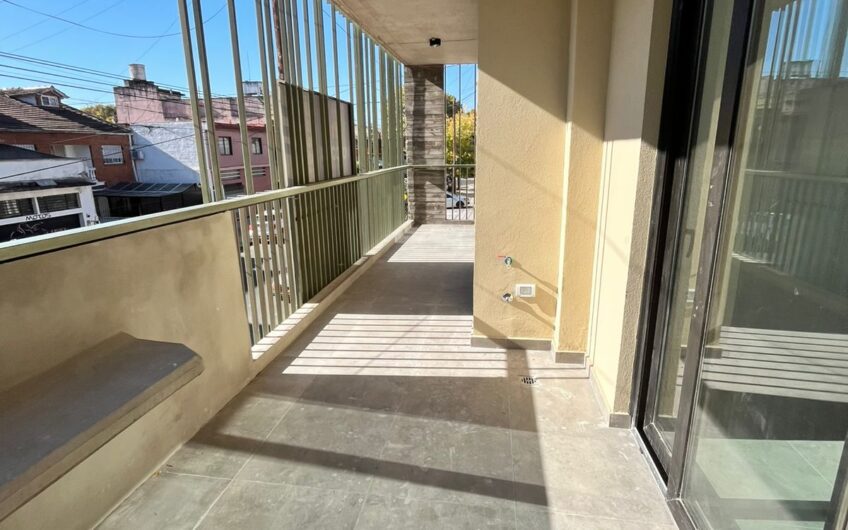 ALQUILER – DEPTO 3 AMBIENTES AL FRENTE CON BALCON – VILLA LURO