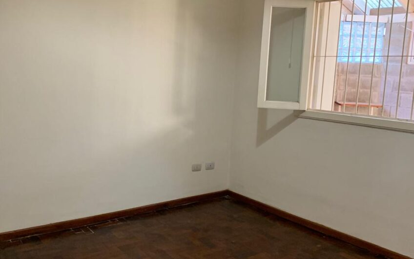 ALQUILER – PH TIPO CASA 3 AMBIENTES – VILLA TESEI.