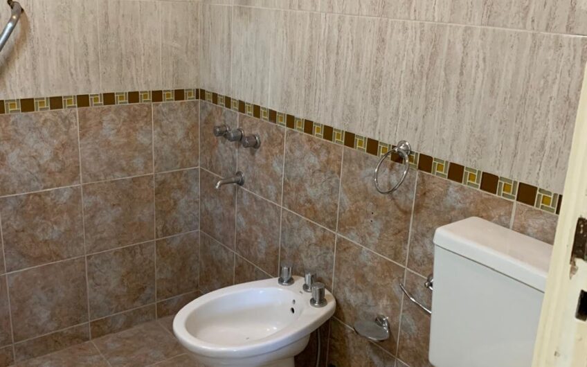 ALQUILER – PH TIPO CASA 3 AMBIENTES – VILLA TESEI.
