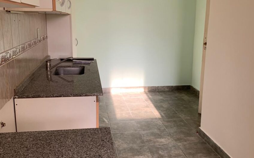 ALQUILER – PH TIPO CASA 3 AMBIENTES – VILLA TESEI.