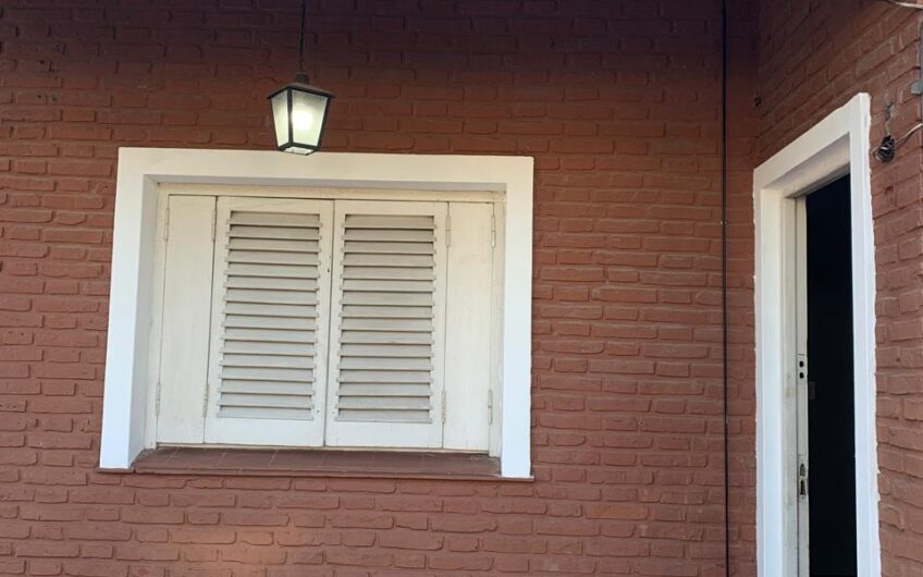 ALQUILER – PH TIPO CASA 3 AMBIENTES – VILLA TESEI.