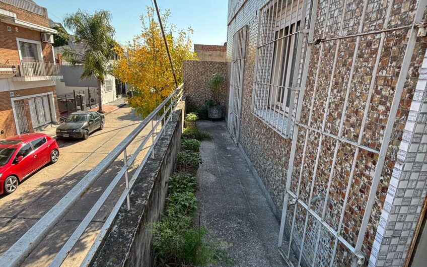 VENTA- PH 5 AMBIENTES-Monte Castro