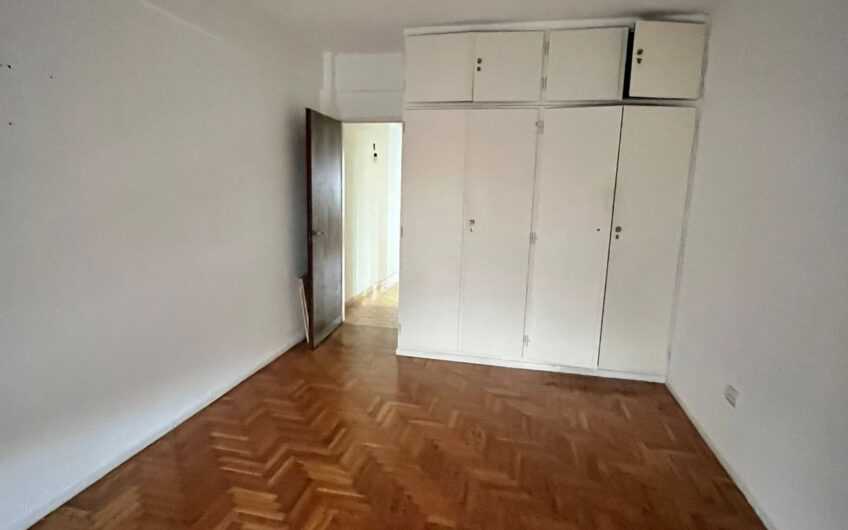 ALQUILER – PH 4 AMBIENTES C/TERRAZA Y BALCÓN – VILLA LURO