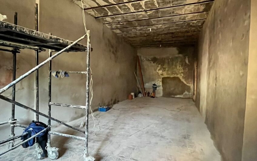 ALQUILER – LOCAL COMERCIAL – MONTE CASTRO.