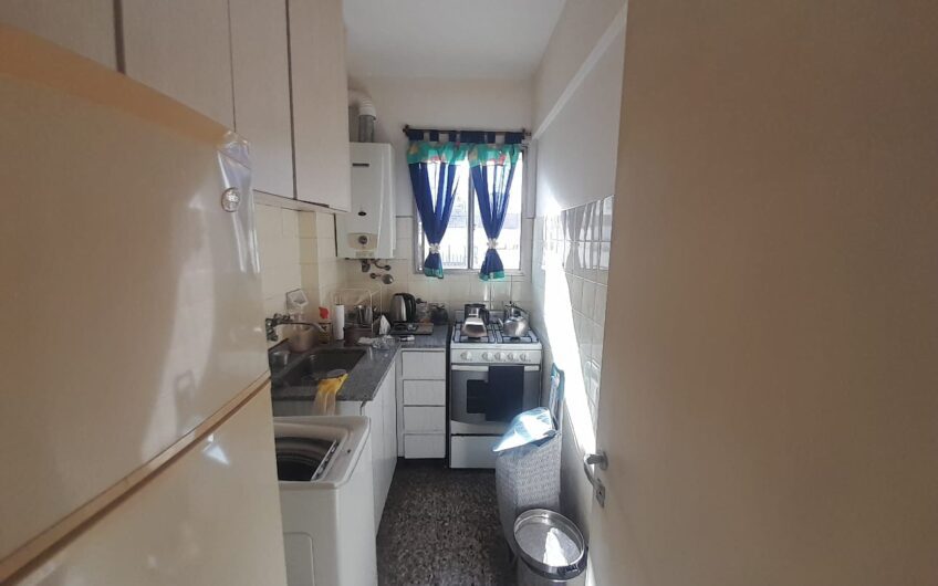 VENTA-DEPARTAMENTO 2 AMBIENTES-MONTE CASTRO